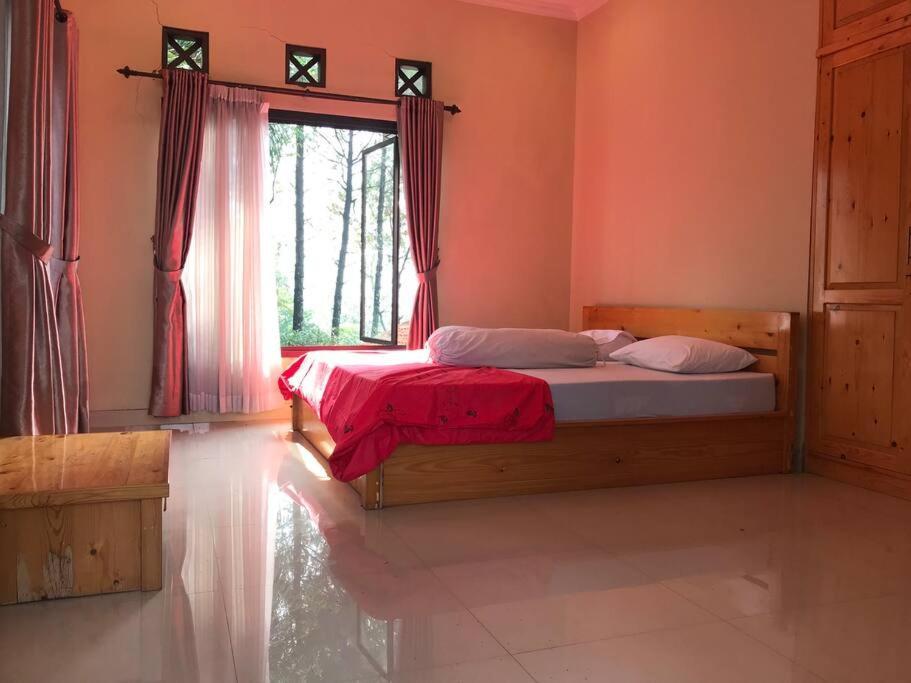Villa Naumi Bandung Buitenkant foto
