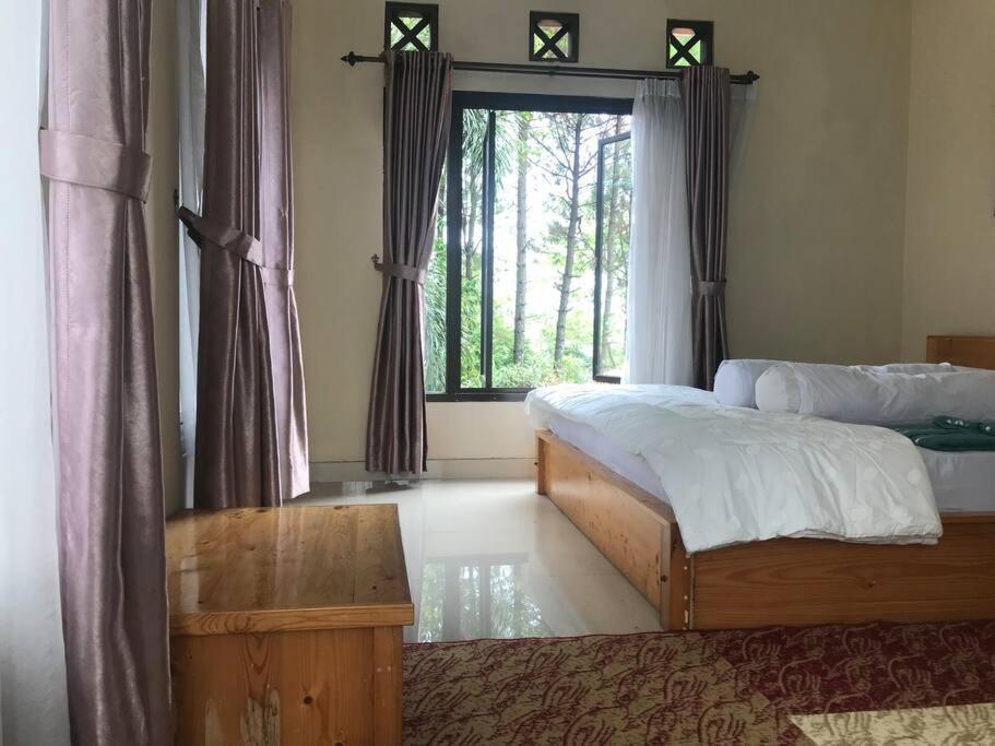 Villa Naumi Bandung Buitenkant foto