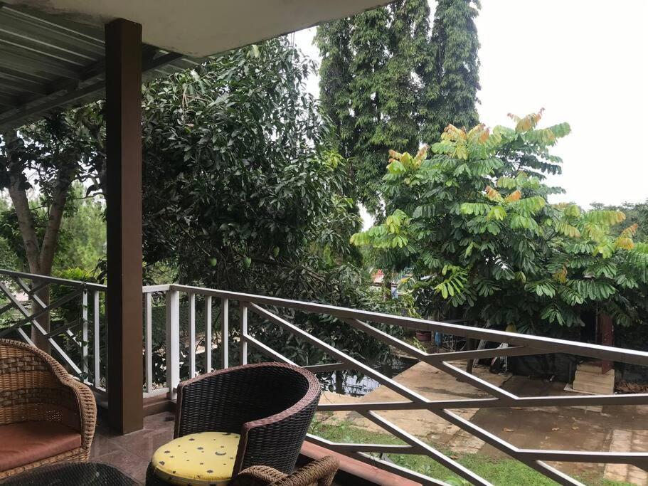 Villa Naumi Bandung Buitenkant foto